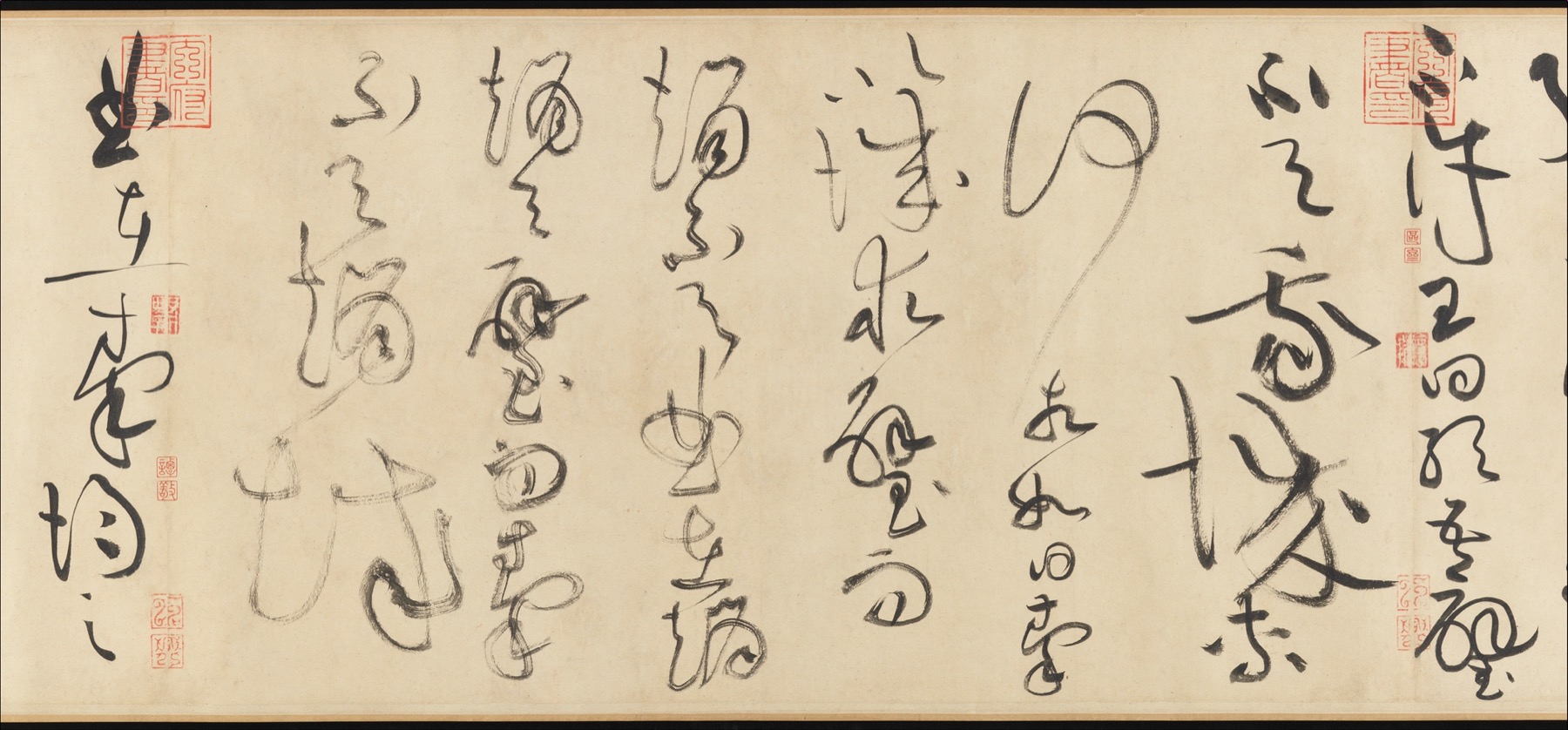 Huang Tingjian’s running script stretches, compresses and redirects each line across the handscroll.